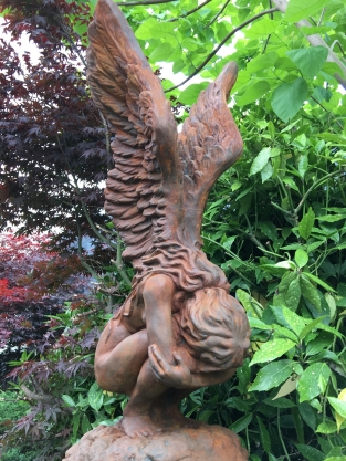 Very large kneeling oxide Angel with wings up on a large oxide pedestal, very large and unique!